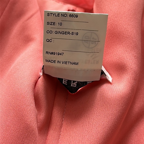 🎉🎉HP🎉🎉After six coral strapless chiffon dress. Size 10. - Picture 5 of 5